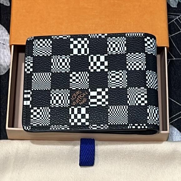 NWT LOUIS VUITTON DISTORTED DAMIER MULTIPLE MENS WALLET VERY RARE M80171 SP5210 - Picture 8 of 11